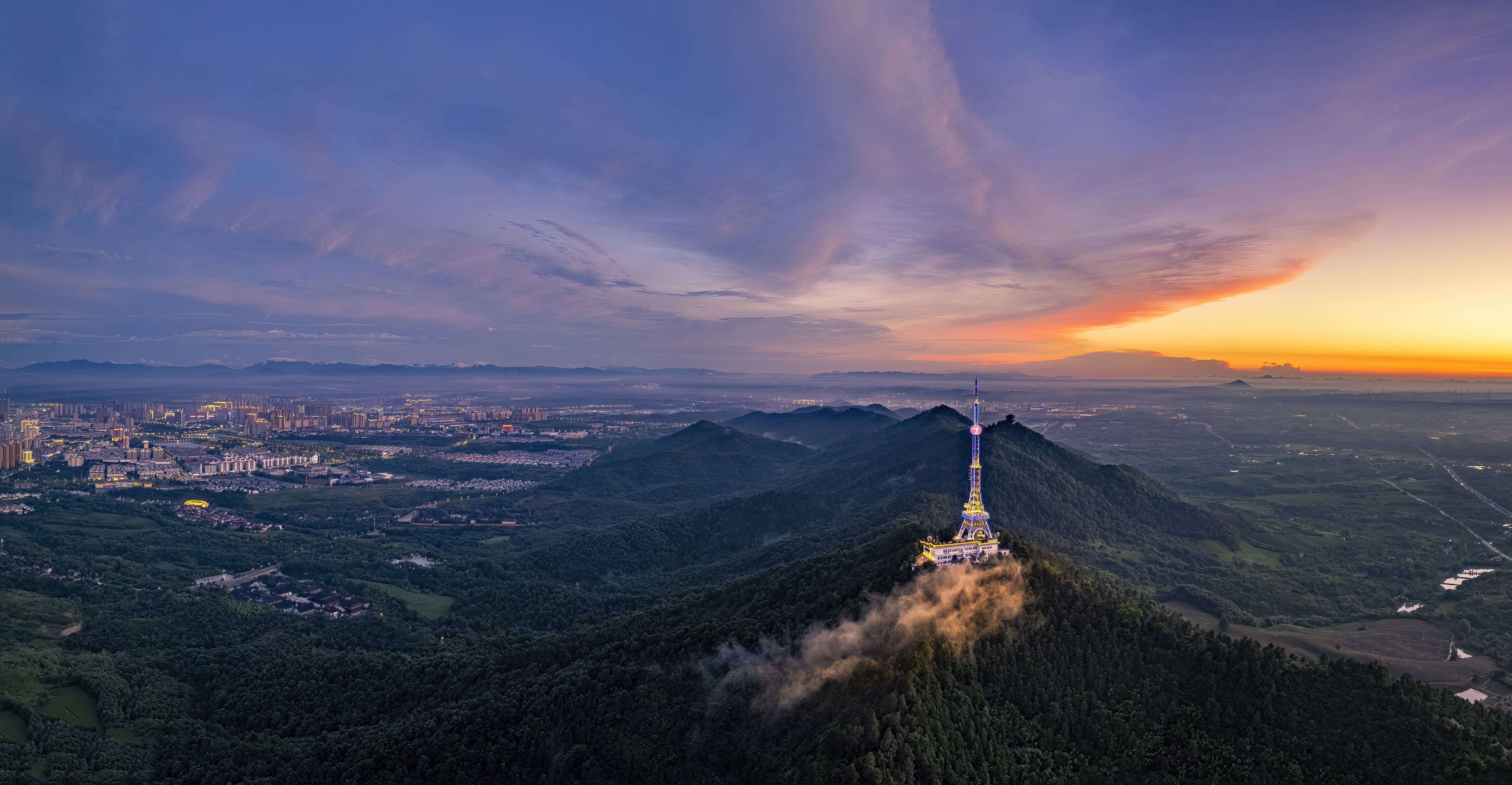 敬亭山